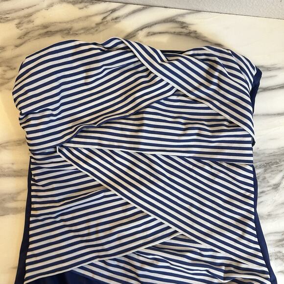 MIRACLESUIT Strapless Bathing Suit Swimsuit Tummy Control Navy Striped One Piece - Picture 2 of 6